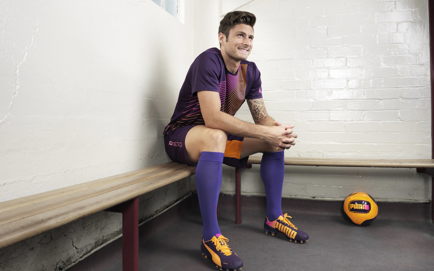 开云体育链接-美洲杯球队中的年轻才俊崭露头角，美洲杯足球队